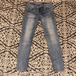 Women’s American Eagle Skinny Jean
